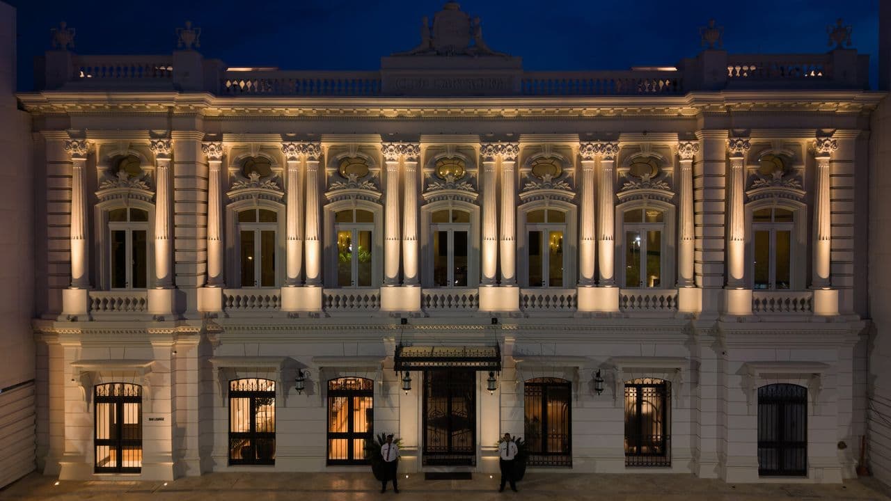 A Luxurious Resurgence: The Four Seasons Cartagena Asserts Its Place in High-End Hospitality